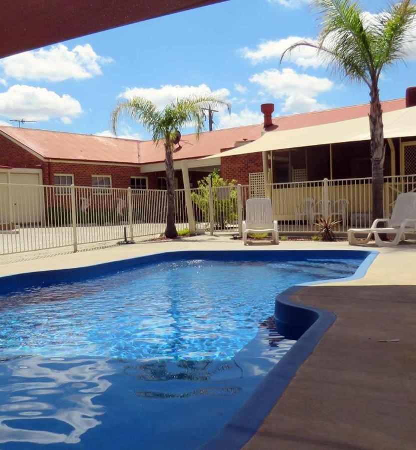 The Lydoun Motel Chiltern Buitenkant foto