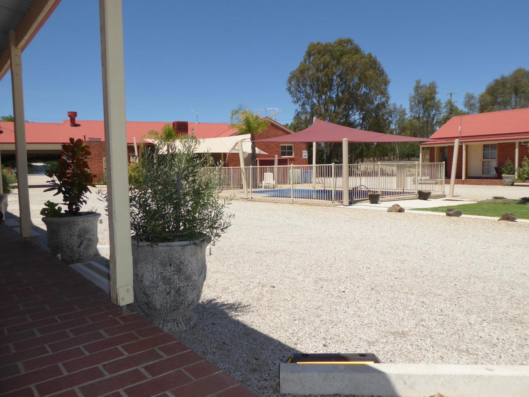 The Lydoun Motel Chiltern Buitenkant foto